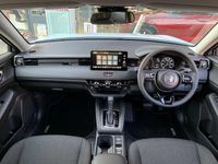 Used Honda HR-V Elegance 131 HP (96 kW) 2024 Sunlight white SUV