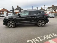 Used Nissan Qashqai N-Connecta 115 HP (84 kW) 2018 Black SUV