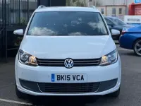 Begagnad VW Touran SE 2015 Vit Minibuss