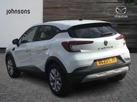 Used Renault Captur Iconic 138 HP (101 kW) 2022 White SUV
