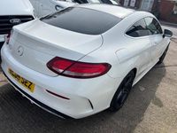 Used Mercedes C220 AMG Line Premium 170 HP (125 kW) 2016 White Coupe
