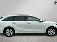 Used Kia Ceed 138 HP (101 kW) 2025 White Hatchback