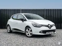 Used Renault Clio Dynamique 90 HP (66 kW) 2016 White Hatchback