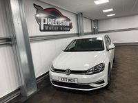 Used VW Golf VII SE 115 HP (84 kW) 2017 White Hatchback