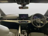 Usado Audi A4 S-Line 204 HP (150 kW) 2023 Branco Carrinha