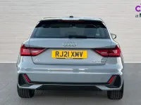 Usado Audi A1 S-Line 110 HP (80 kW) 2021 Cinzento SUV