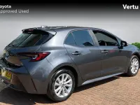 Used Toyota Corolla 140 HP (102 kW) 2023 Decuma grey (metallic paint) Hatchback