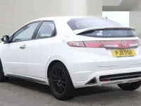 Used Honda Civic 98 HP (72 kW) 2011 White Hatchback