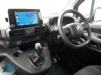 Used Citroën Berlingo 100 HP (73 kW) 2019 White MPV