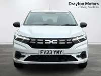 Used Dacia Sandero Essentiel 91 HP (66 kW) 2023 White Hatchback