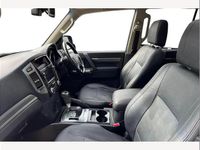 Used Mitsubishi Shogun 187 HP (137 kW) 2016 Grey SUV