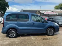 Used Peugeot TePee Allure 2017 Blue MPV