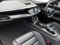 Second-hand Audi e-tron GT quattro Comfort 475 kW (646 CP) 2022 Gri Berlinǎ
