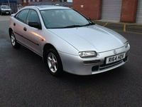 Begagnad Mazda 323 1998 Halvkombi