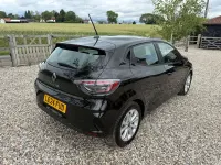 Used Renault Clio Evolution 90 HP (66 kW) 2024 Black Hatchback