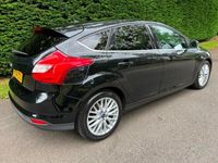 used Ford Focus 1.6 TDCi Zetec Navigator Euro 5 (s/s) 5dr