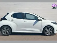 Used Toyota Yaris 113 HP (83 kW) 2024 White Hatchback