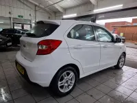Begagnad Ford Ka Plus Zetec 70 HK (51 kW) 2017 Vit Halvkombi