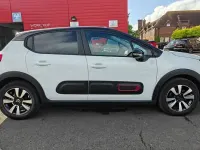 Used Citroën C3 PureTech 83 HP (61 kW) 2022 White Hatchback