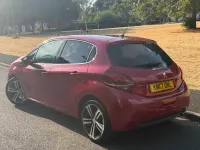Used Peugeot 208 GT-line 2017 Red Hatchback