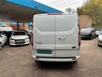 Used Ford Transit Custom Limited 130 HP (95 kW) 2020 White Van