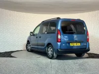 Usado Citroën Berlingo XTR 92 HP (67 kW) 2012 Azul Monovolume