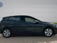 Used VW Golf VIII Life 131 HP (96 kW) 2024 Hatchback