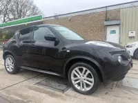 Usado Nissan Juke Acenta 110 HP (80 kW) 2013 Preto SUV