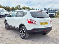 Used Nissan Qashqai 360º 110 HP (80 kW) 2013 White SUV