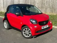 Usado Smart ForTwo Coupé Passion 71 HP (52 kW) 2017 Vermelho Coupé