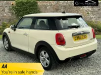 Used Mini Cooper Hatch 134 HP (98 kW) 2016 White Hatchback