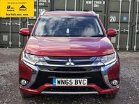 Used Mitsubishi Outlander P-HEV 200 HP (147 kW) 2015 Red Estate