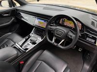Begagnad Audi Q7 Black Edition 340 HK (250 kW) 2024 Grå SUV