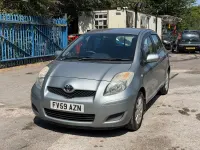Used Toyota Yaris 101 HP (74 kW) 2009 Silver Hatchback