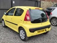 Used Peugeot 107 68 HP (50 kW) 2007 Yellow Hatchback