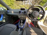 Usado Audi A1 Comfort 2012 Branco Citadino