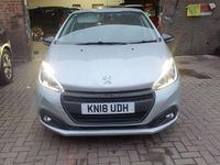 Used Peugeot 208 GT-line 100 HP (73 kW) 2018 Silver Hatchback