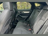 Second-hand Jaguar F-Pace R-Dynamic 204 CP (150 kW) 2024 Gri SUV
