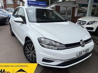 Used VW Golf VII SE 125 HP (91 kW) 2017 White Hatchback