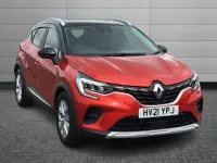 Usado Renault Captur Iconic 130 HP (95 kW) 2021 Vermelho SUV