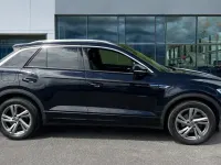 Used VW T-Roc R-line 150 HP (110 kW) 2023 Deep black pearl SUV