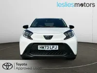 Used Toyota Aygo X PURE 72 HP (52 kW) 2023 White SUV