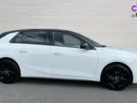 Used Vauxhall Astra 130 HP (95 kW) 2024 White