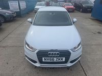 Used Audi A1 Sportback Sport 125 HP (91 kW) 2016 White Hatchback