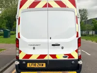 Usado Ford Transit 130 HP (95 kW) 2018 Branco Van