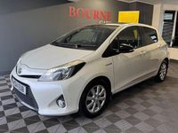 Used Toyota Yaris Hybrid Plus 101 HP (74 kW) 2014 White Hatchback