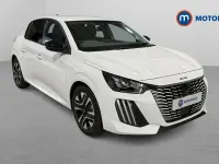 Używany Peugeot 208 Allure 101 KM (74 kW) 2025 Biały Hatchback
