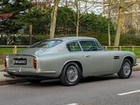 Used Aston Martin DB6 286 HP (210 kW) 1971 Yellow Coupe
