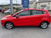 Used Ford Fiesta Zetec 75 HP (55 kW) 2013 Red Hatchback