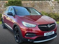 Used Vauxhall Grandland X SRi 130 HP (95 kW) 2021 Red SUV